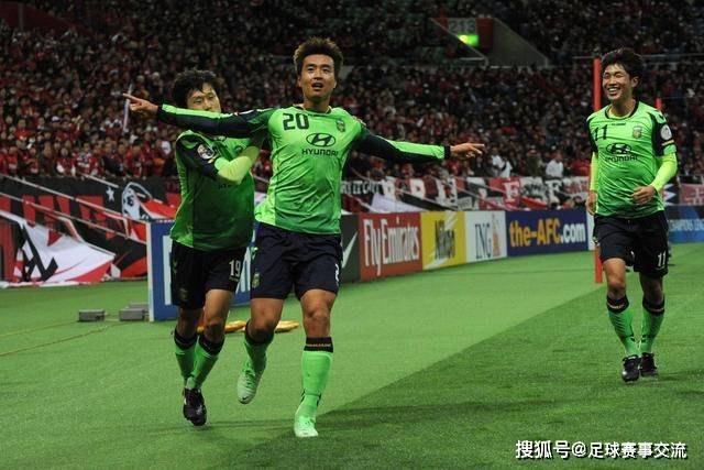 步行者3年3300万提前续约悍将 上赛季场均10+4